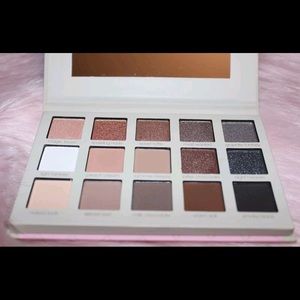 Beauty Creations Butterfly Palette